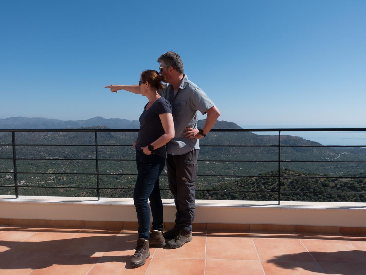 Villa Dio Petres Kroustas ภายนอก รูปภาพ