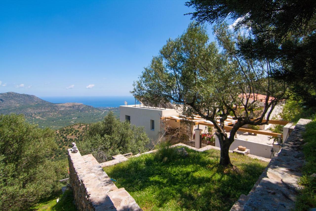 Villa Dio Petres Kroustas ภายนอก รูปภาพ